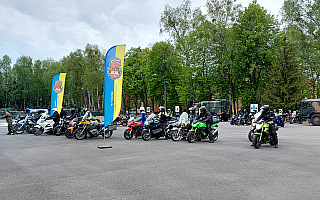 Weterani na motocyklach przejeżdżają przez region. „Rajd jest upamiętnieniem poległych żołnierzy”